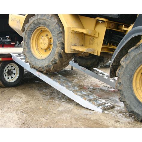 http www.discountramps.com skid-steer-ramps-hook-end p 10-14-090-05-s|6x14x4 aluminum ramps.